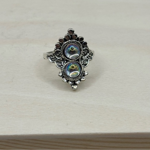 Boho Ring Silver Tone Iridescent Orb Cabochon Bali Size 7.5 - Picture 3 of 6